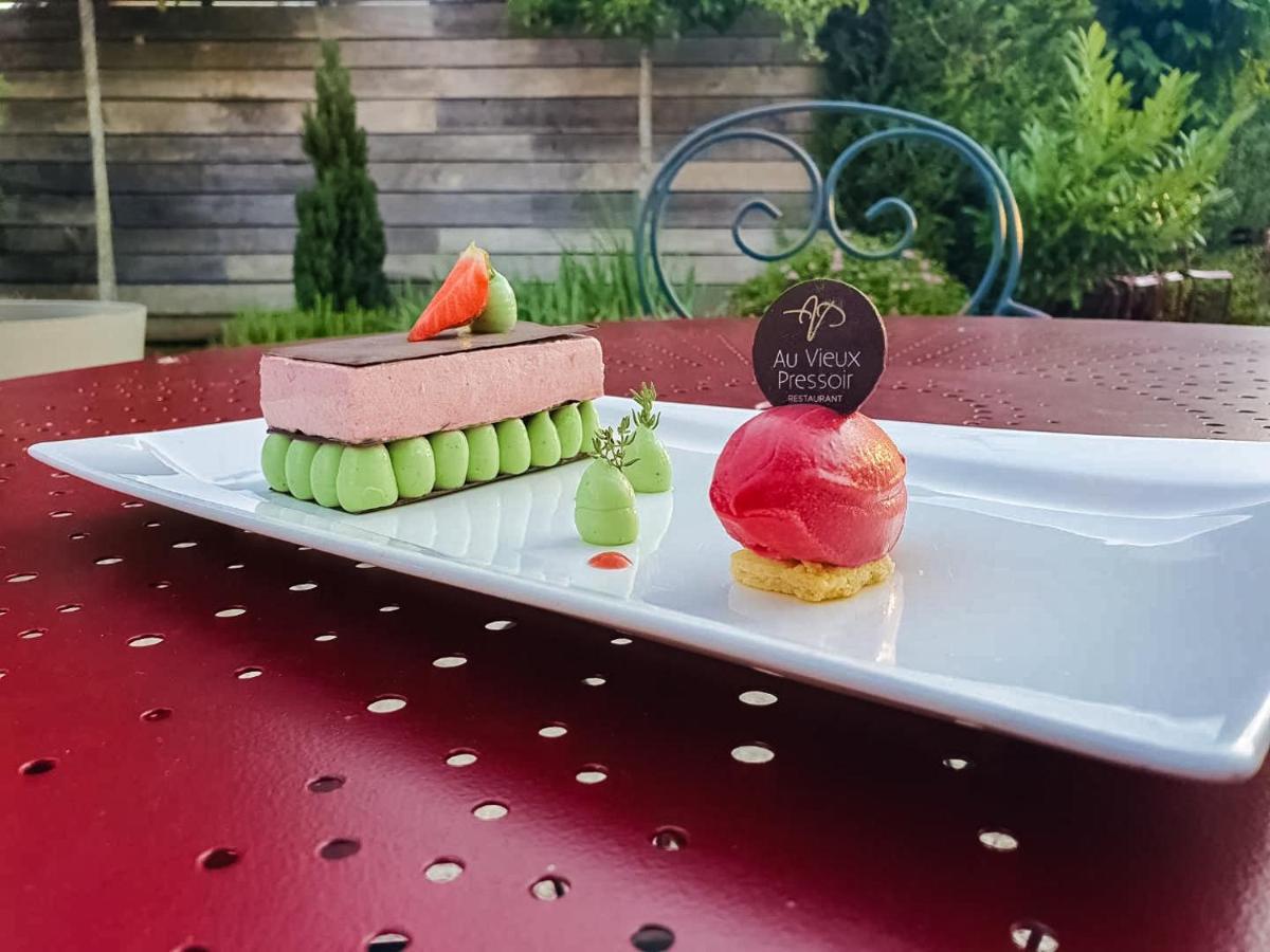 Mesnil-Saint-Père Auberge Du Lac, Sure Hotel Collection By Best Western מראה חיצוני תמונה