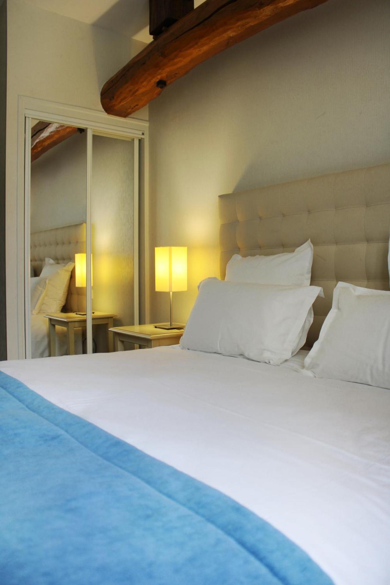 Mesnil-Saint-Père Auberge Du Lac, Sure Hotel Collection By Best Western מראה חיצוני תמונה