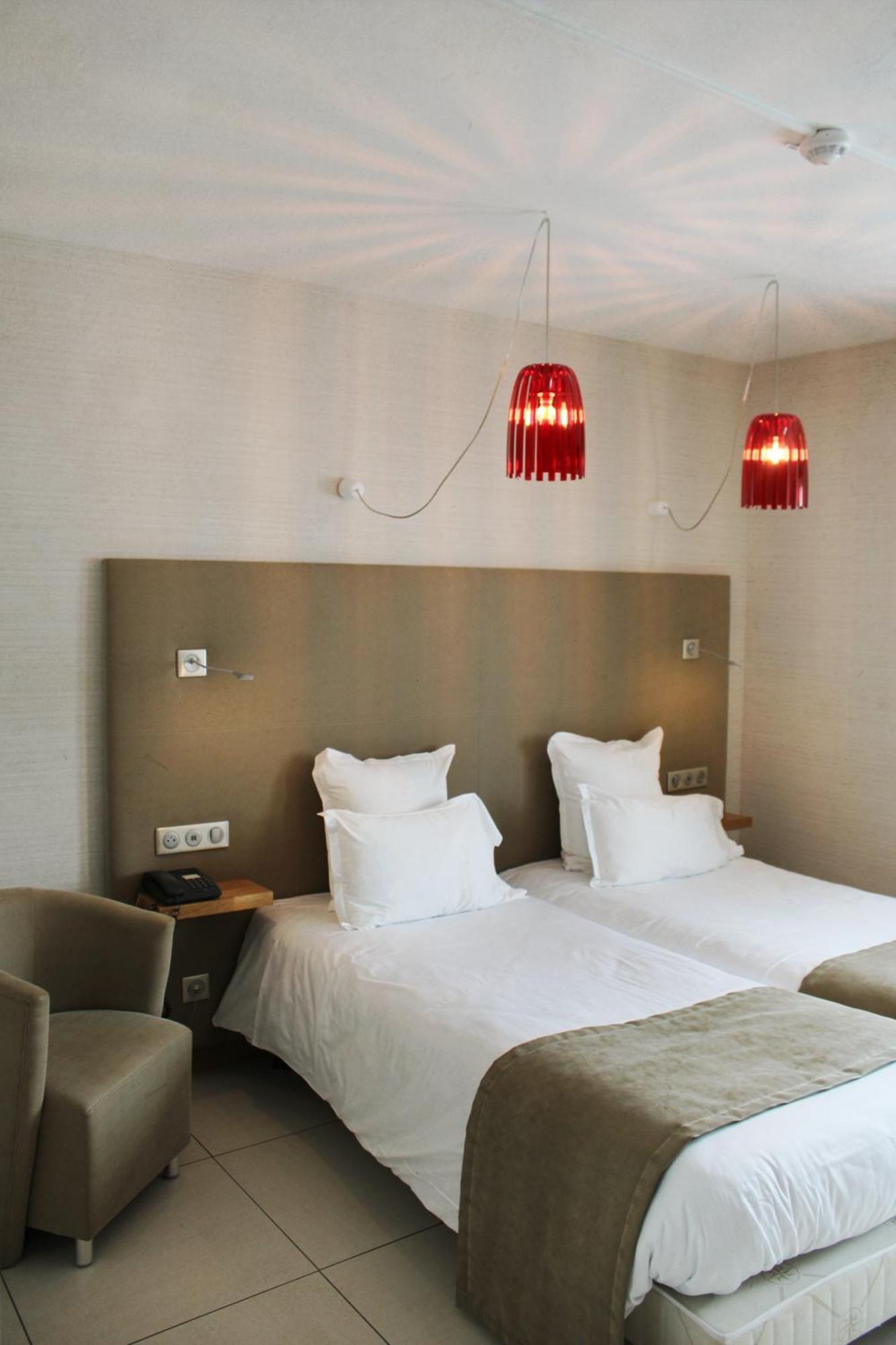 Mesnil-Saint-Père Auberge Du Lac, Sure Hotel Collection By Best Western מראה חיצוני תמונה