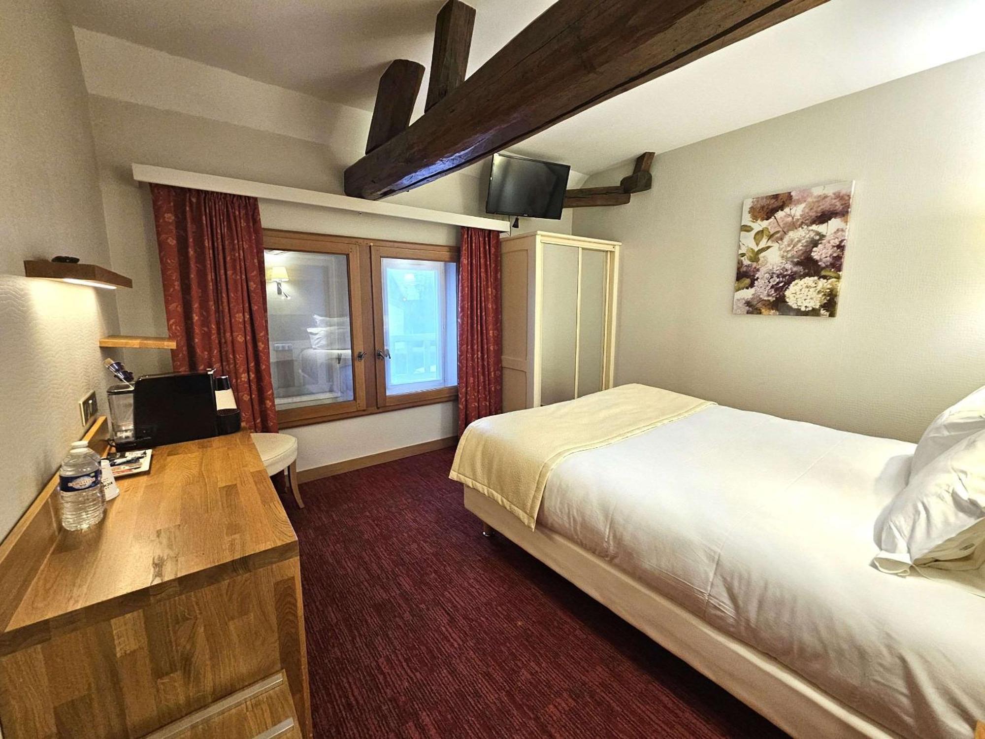 Mesnil-Saint-Père Auberge Du Lac, Sure Hotel Collection By Best Western מראה חיצוני תמונה