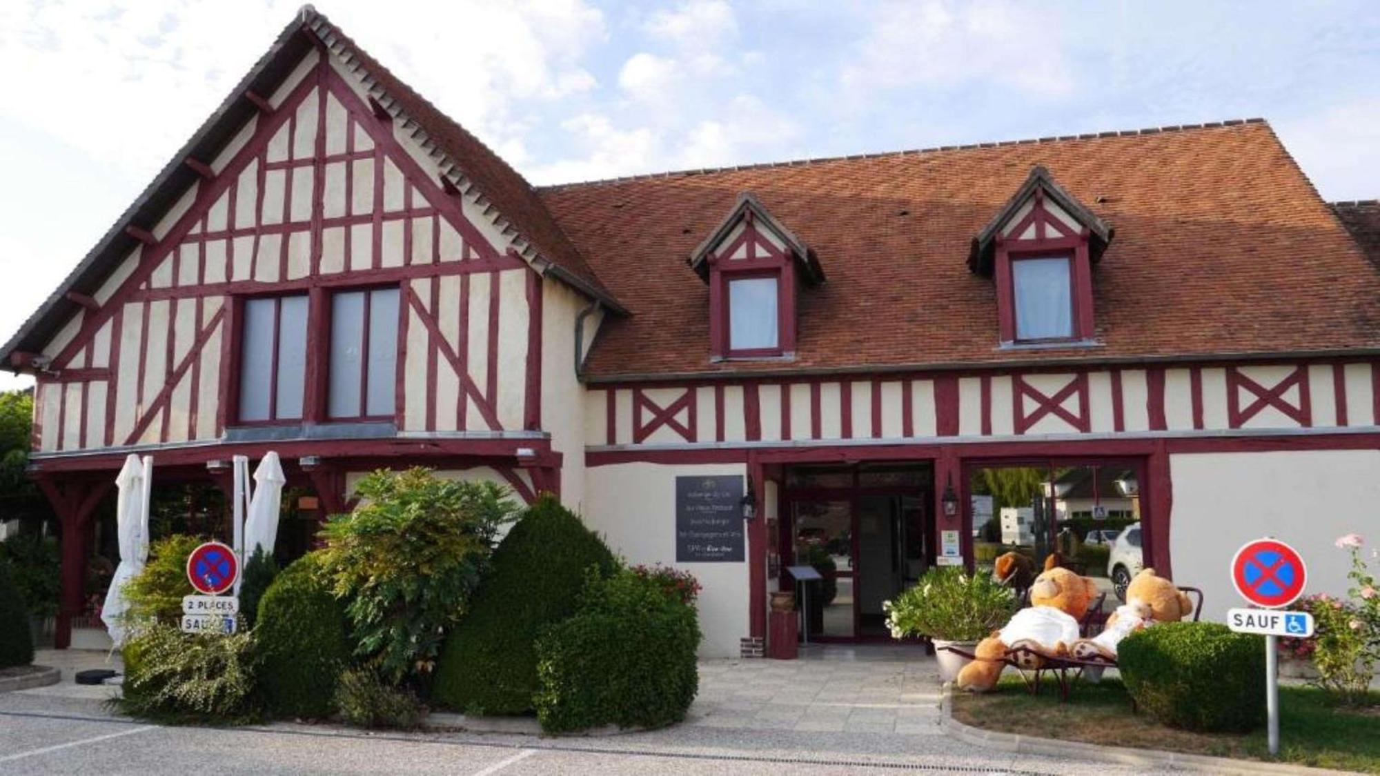 Mesnil-Saint-Père Auberge Du Lac, Sure Hotel Collection By Best Western מראה חיצוני תמונה