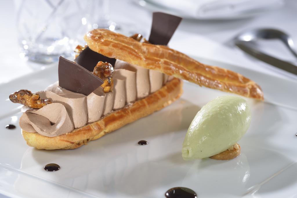 Mesnil-Saint-Père Auberge Du Lac, Sure Hotel Collection By Best Western מראה חיצוני תמונה